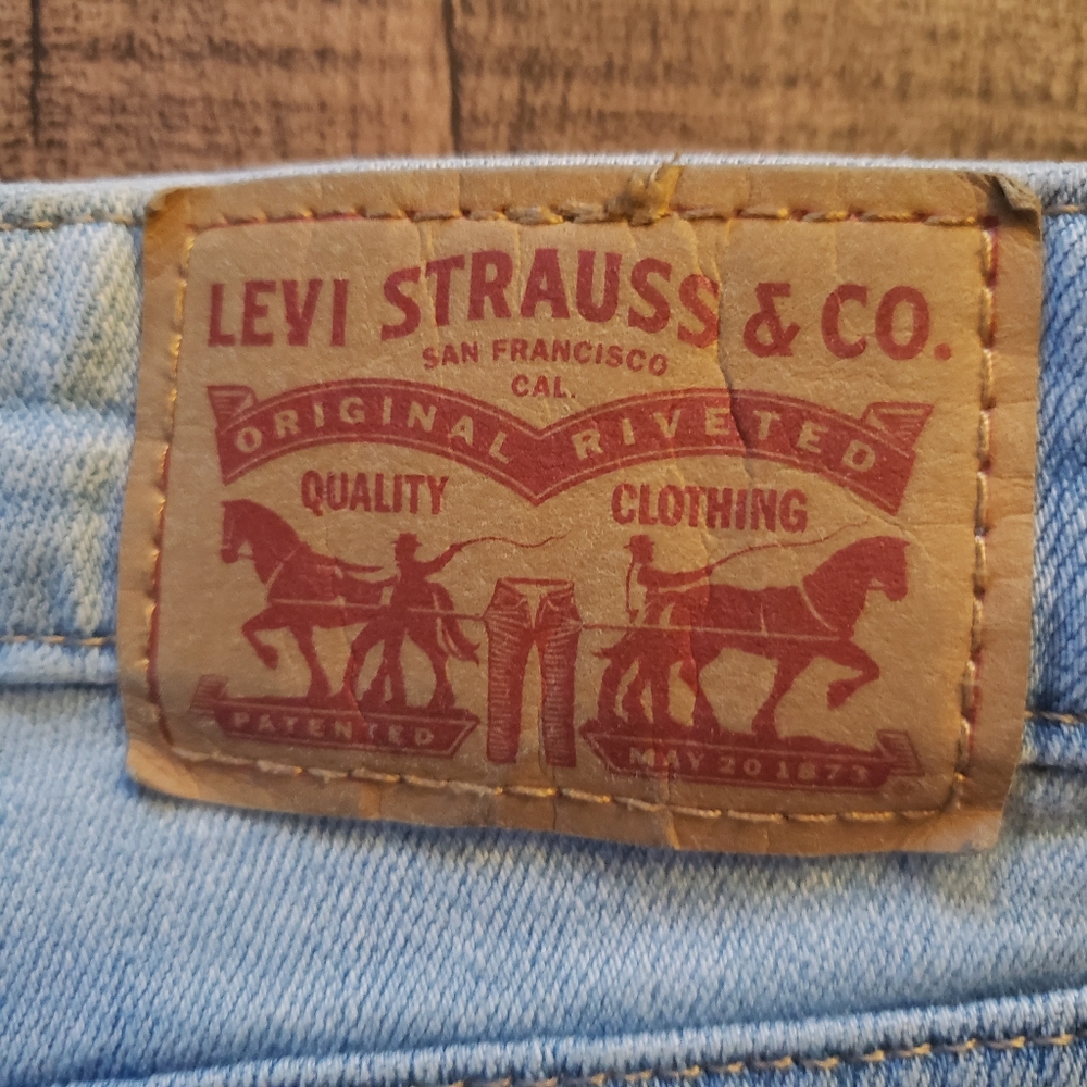 Levi Strauss 711 Skinny Womens Juniors Light Wash Stretch Levi's Jeans 32x28 EUC - Picture 6 of 9